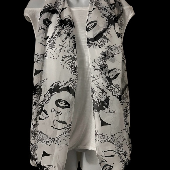 MARILYN MONROE BALCK AND WHITE SCARF - Picture 6 of 7
